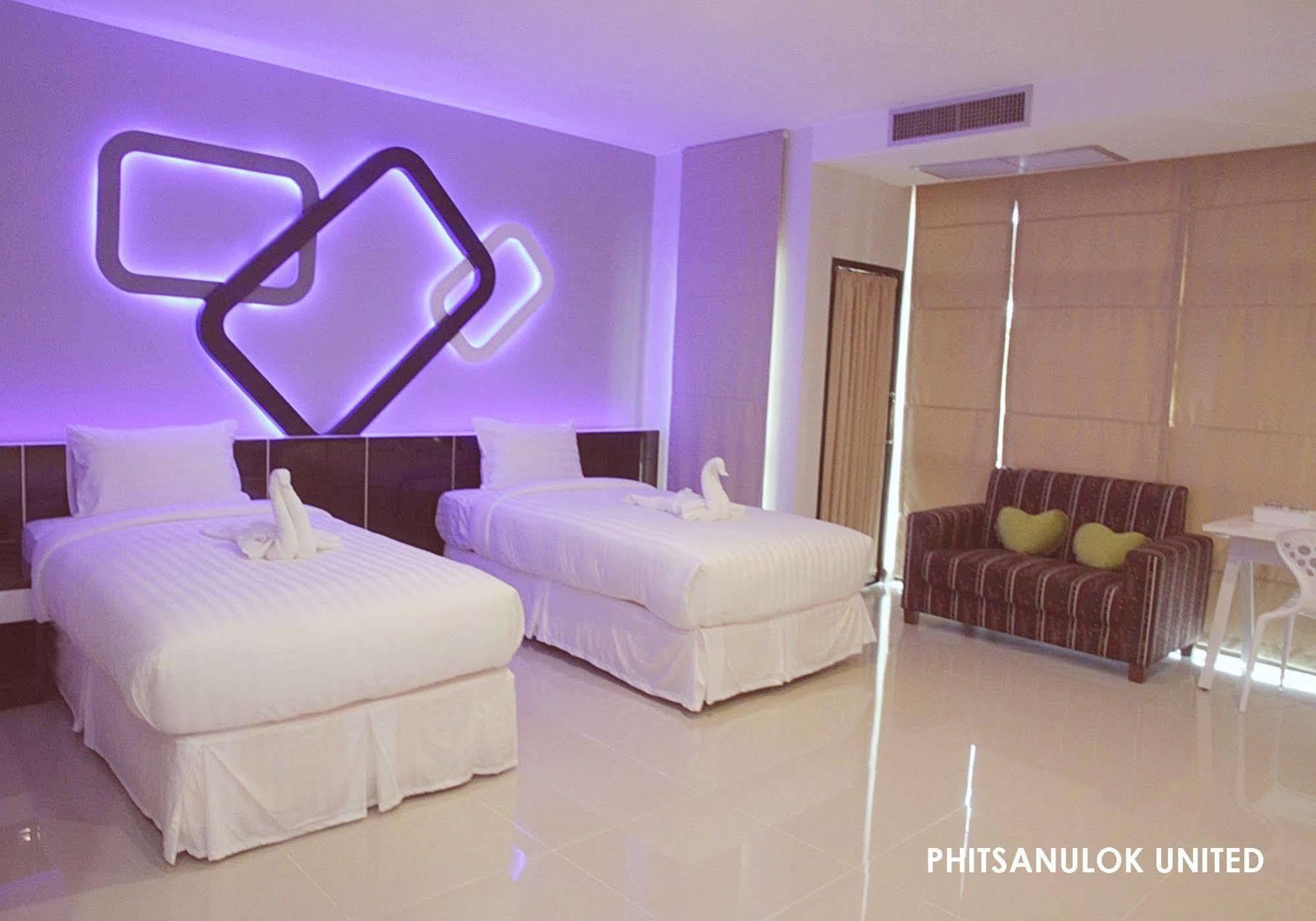 Phitsanulok United Hotel Exterior photo